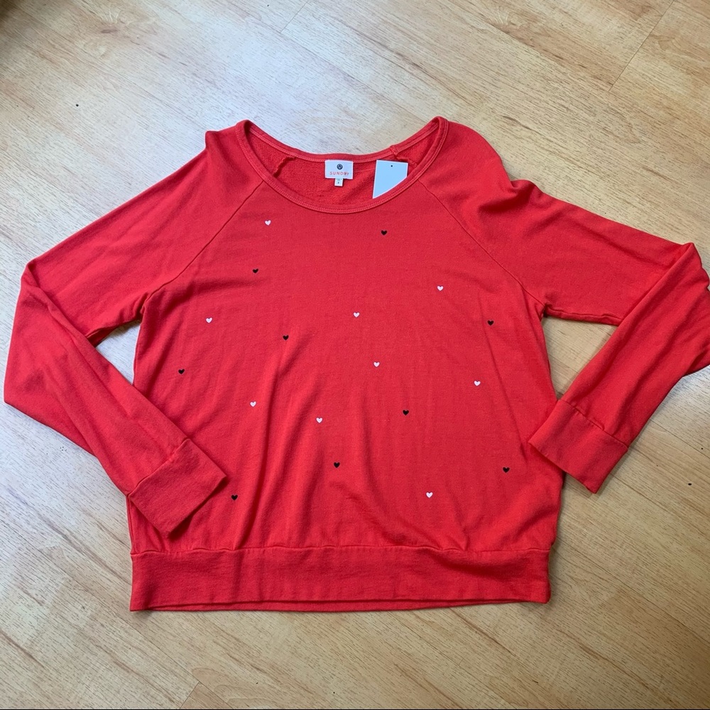 SUNDRY Heart Raglan Sweatshirt Cherry Size Medium
